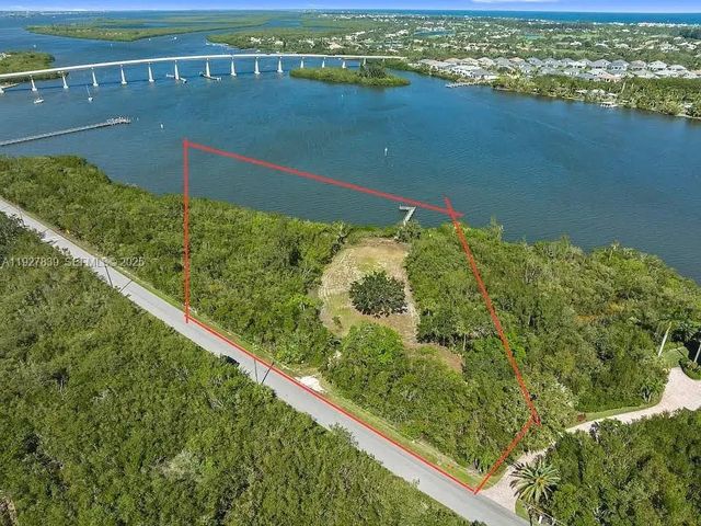 250 Live Oak Drive, Vero Beach