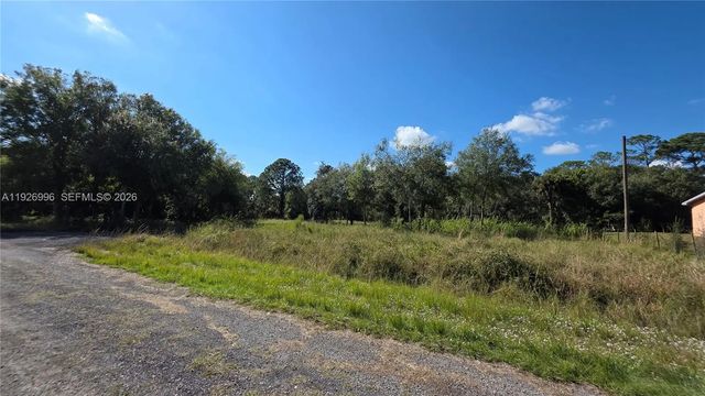 4 of 23 - 340 N Jinete Street, Clewiston, FL