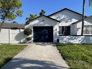 Photo of Listing #F10539855