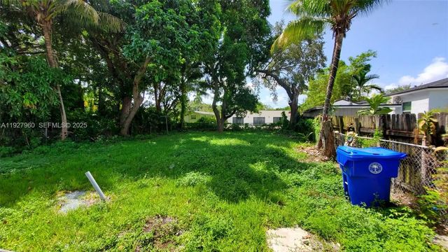 560 Nw 53rd Street, Miami