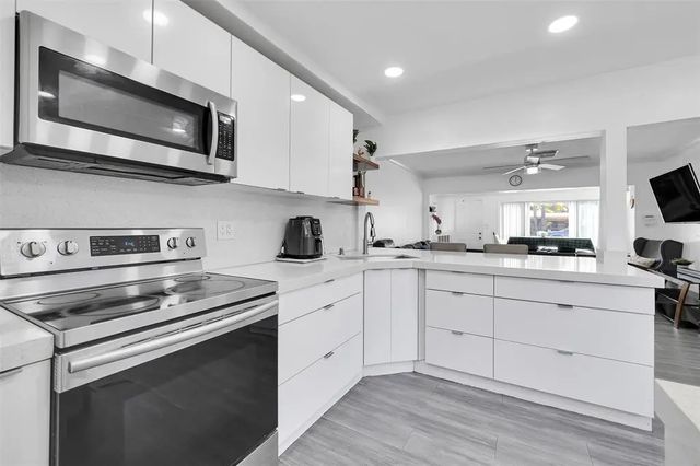 2535 Sherman Street, Hollywood