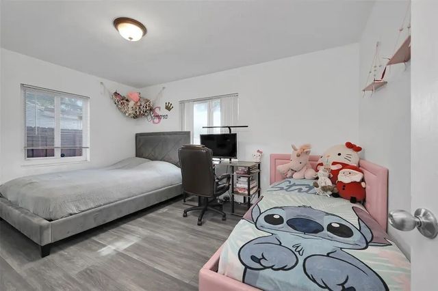 4 of 14 - 2535 Sherman Street, Hollywood, FL