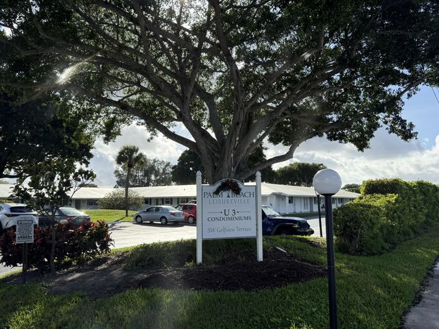 300 Sw Golfview Terrace #152, Boynton Beach