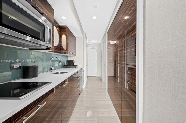 3 of 71 - 551 N Fort Lauderdale Beach Boulevard #r1904, Fort Lauderdale, FL
