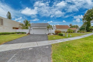 Photo of Listing #R11146545