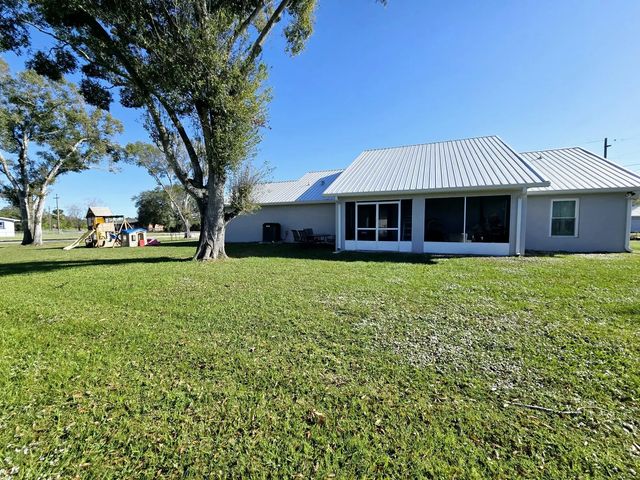 4 of 28 - 603 Nw 11th Avenue, Okeechobee, FL