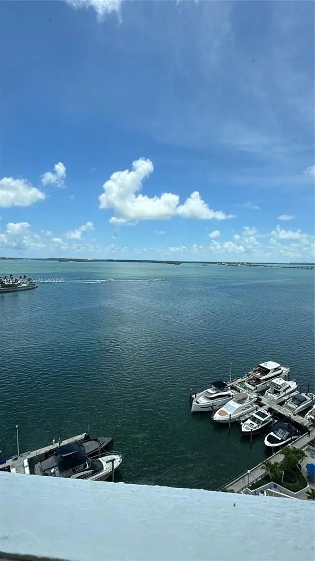 2 of 19 - 905 Brickell Bay Drive #1530 A-b, Miami, FL