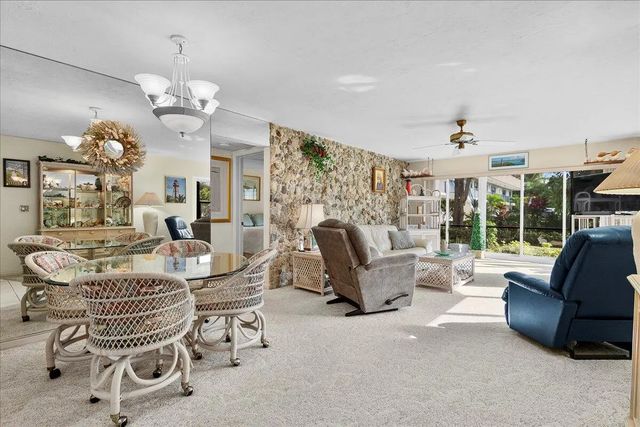 4 of 40 - 755 Saturn Street #h101, Jupiter, FL