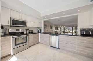 Photo of Listing #R11146687