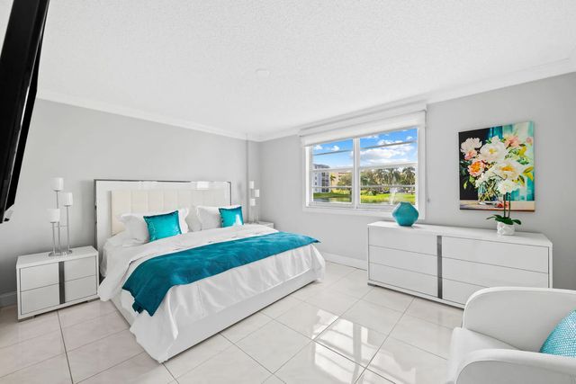 2 of 13 - 170 Se 5th Avenue #103, Dania Beach, FL