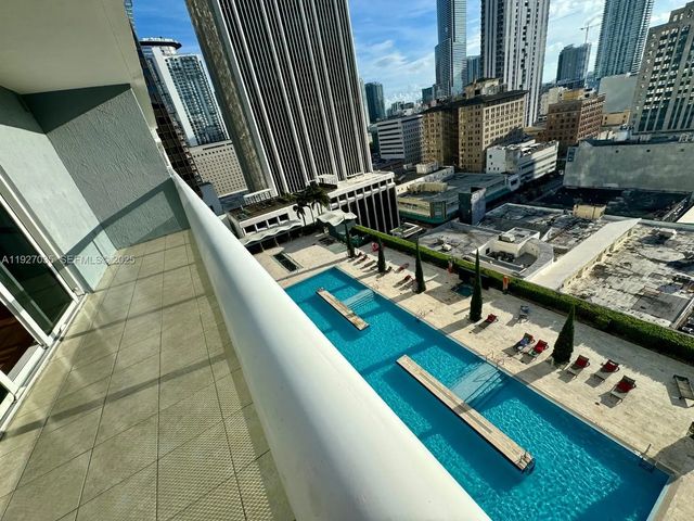 2 of 34 - 50 Biscayne Boulevard #1703, Miami, FL