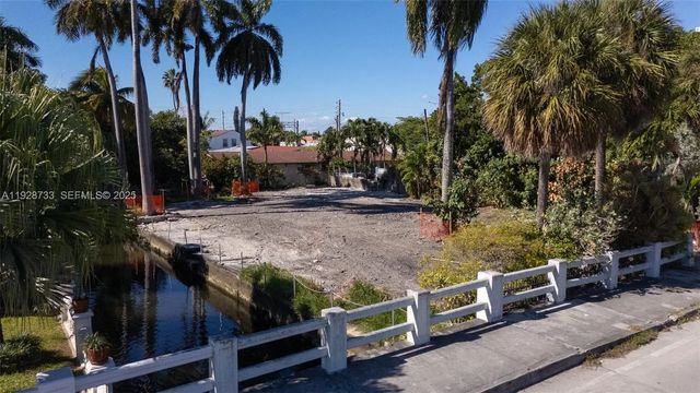 848 Nw 18th Avenue, Miami
