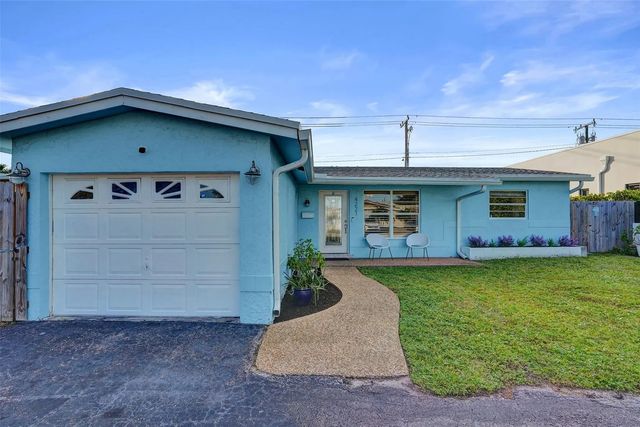 2 of 28 - 4221 Ne 13th Avenue, Oakland Park, FL