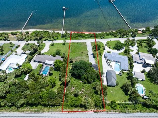 1811 S Indian River Drive, Fort Pierce
