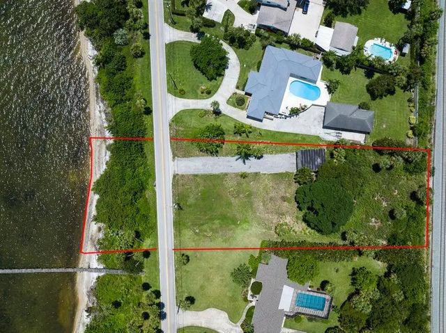 4 of 28 - 1811 S Indian River Drive, Fort Pierce, FL