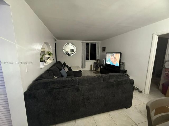 5 of 21 - 250 180th Drive #159, Sunny Isles Beach, FL