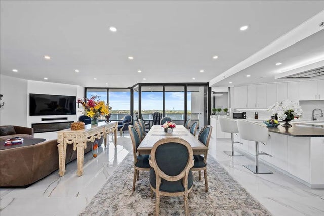 Photo of Listing #R11146906