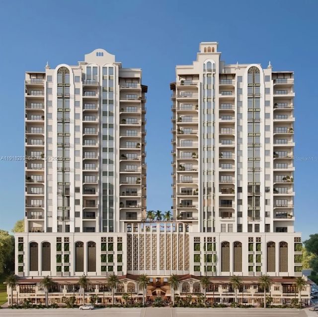 65 S Palm Avenue #702, Sarasota