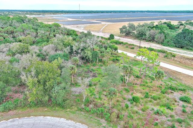 5 of 22 - 171 Carousel Avenue, LaBelle, FL