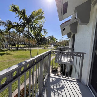 Photo of Listing #R11146945