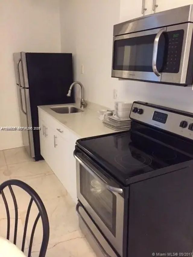 5 of 6 - 842 Meridian Avenue #1b, Miami Beach, FL