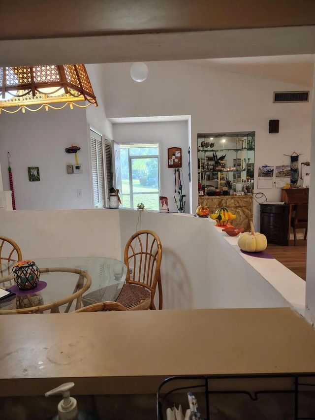 5 of 5 - 125 Ramblewood Circle, Royal Palm Beach, FL