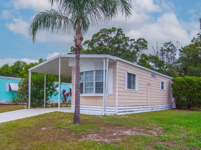 3 of 48 - 61 E Caribbean, Port St. Lucie, FL
