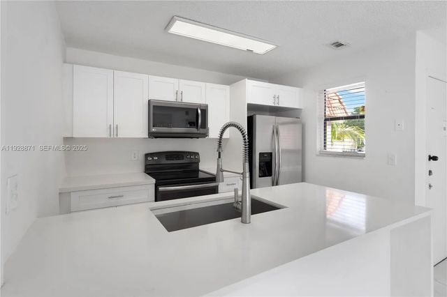 6580 W 27th Court #58-21, Hialeah
