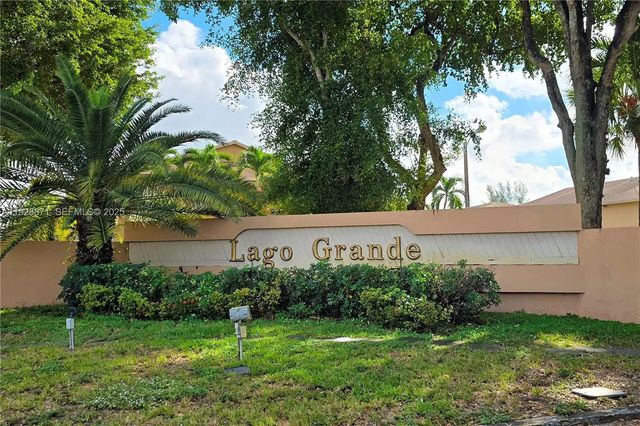 2 of 26 - 6580 W 27th Court #58-21, Hialeah, FL