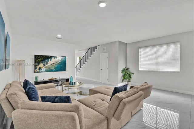1968 Nw 25th Avenue, Miami
