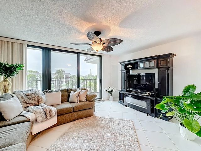 4 of 49 - 1101 River Reach Drive #502, Fort Lauderdale, FL