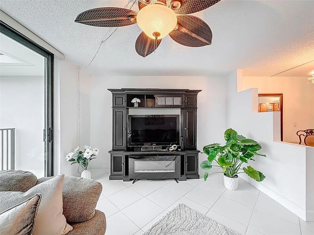5 of 49 - 1101 River Reach Drive #502, Fort Lauderdale, FL