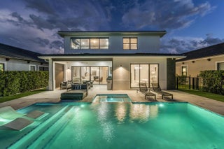 Photo of Listing #R11147189