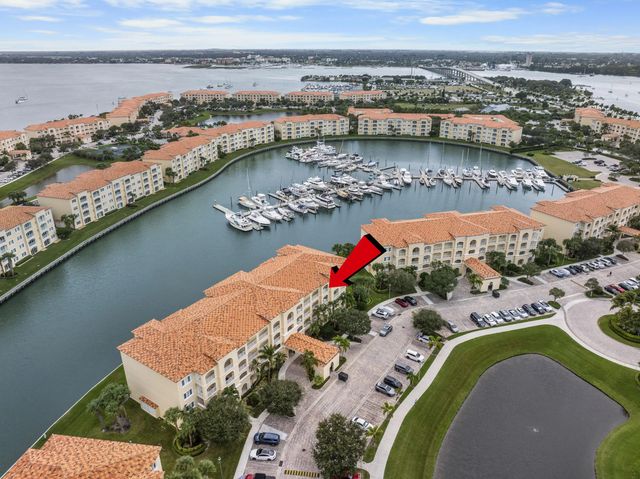 8 Harbour Isle Drive E #ph5, Fort Pierce