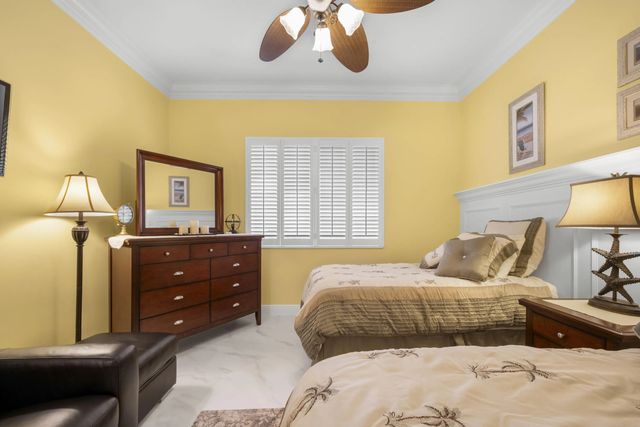 5 of 43 - 8 Harbour Isle Drive E #ph5, Fort Pierce, FL