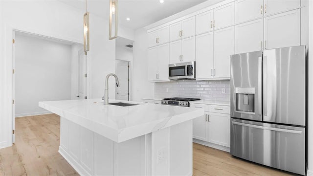 Photo of Listing #F10540423