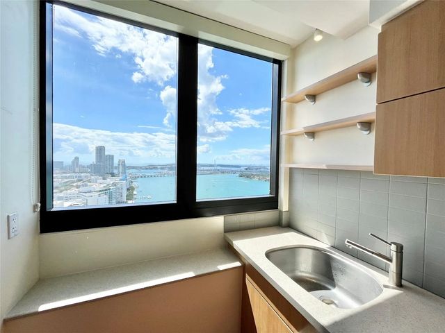 1330 West Avenue #3404, Miami Beach
