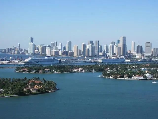 2 of 39 - 1330 West Avenue #3404, Miami Beach, FL