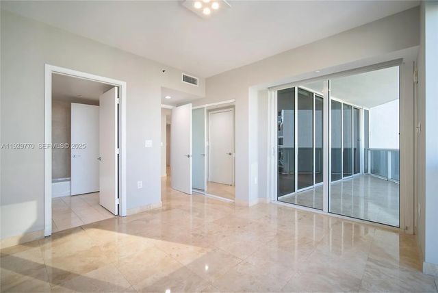 4 of 27 - 400 Alton Road #2309, Miami Beach, FL