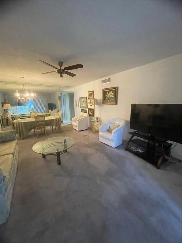 3 of 18 - 604 Ne 2nd Street #231, Dania Beach, FL