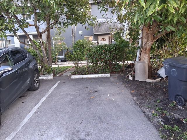 2 of 36 - 1349 Seaview, North Lauderdale, FL