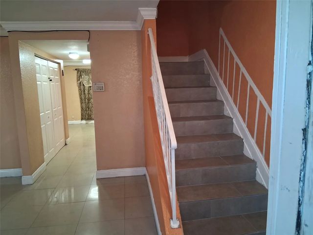 4 of 36 - 1349 Seaview, North Lauderdale, FL