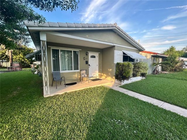 3 of 19 - 1915 Mayo Street, Hollywood, FL