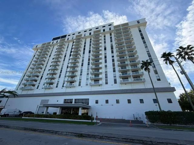13499 Biscayne Boulevard #1206, North Miami