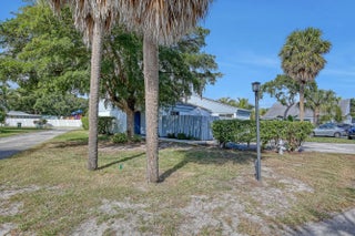 Photo of Listing #R11147280