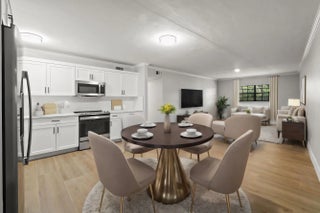 Photo of Listing #R11147289