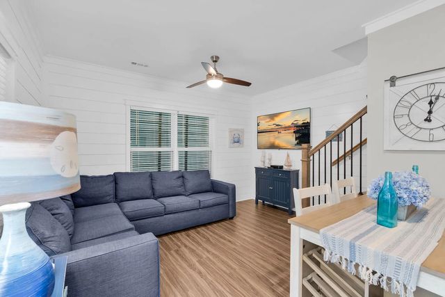 4 of 27 - 101 11th Street #19, Marathon, FL