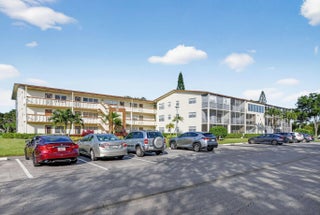 Photo of Listing #R11147317