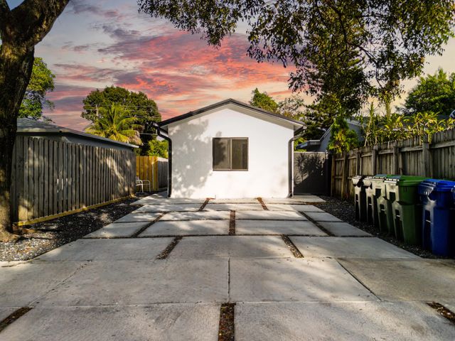 3 of 29 - 1126 Nw 4th Avenue #1-2, Fort Lauderdale, FL
