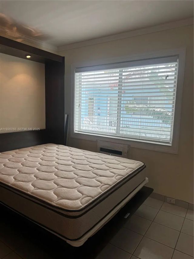 3 of 32 - 401 Collins Avenue #21, Miami Beach, FL